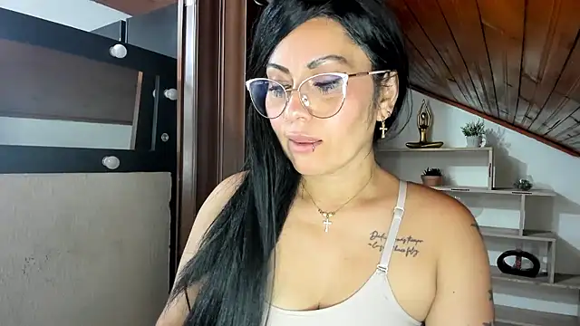 Tania_mature webcam