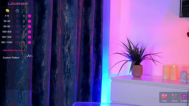 AishaSins webcam