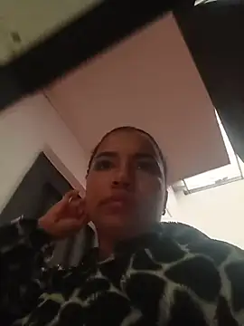 TamaraaHoney webcam