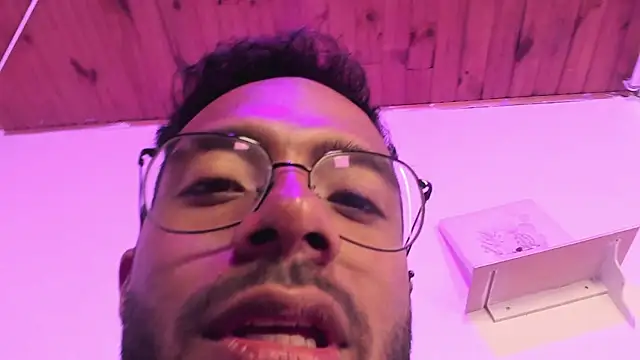 Arez_Vortex_ webcam