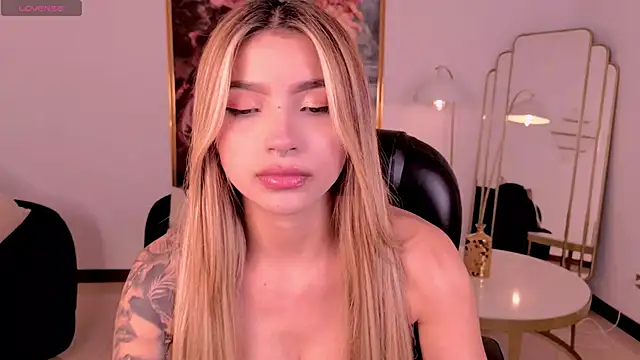 LexieWayne webcam