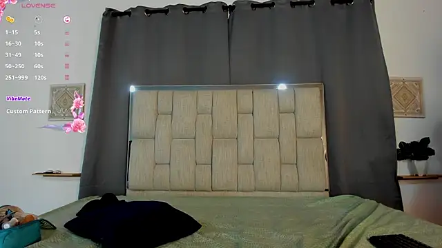 Dounia_nagi webcam