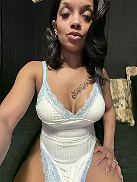 Rakiyahcharms