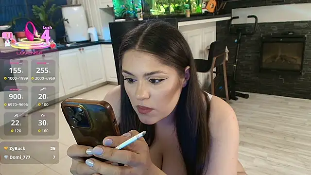 Layla- webcam