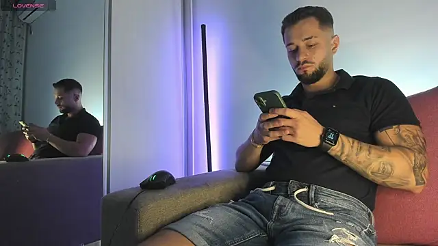 nicholasx1 (M young) - CUM SHOW !