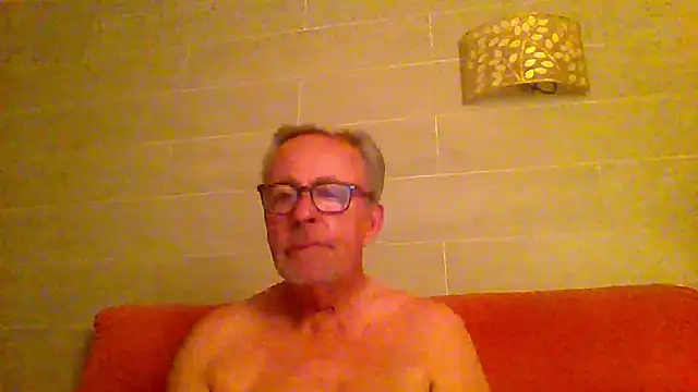 tuggy59 (M grandpa) - cum with me masurbador