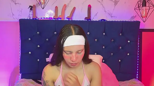 Dakotaa_Johnson webcam
