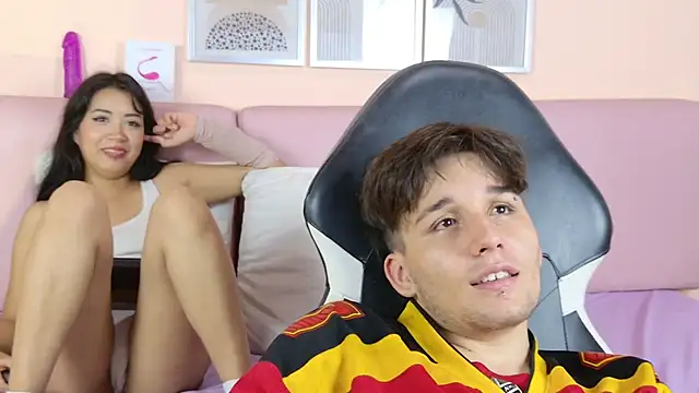 JazMaxxx webcam