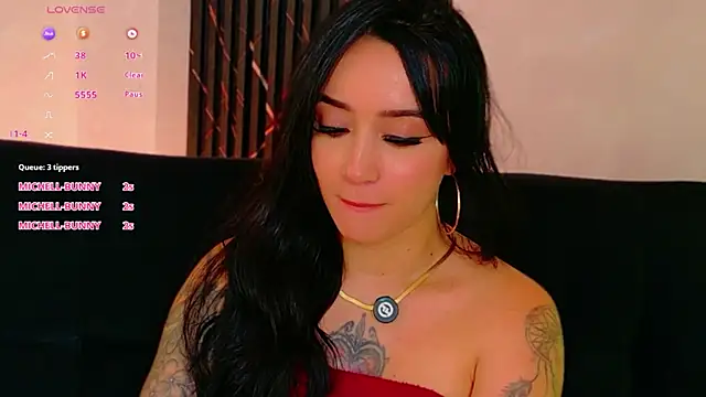 emmyevans1 - EmmyEvans1's free webcam - UK Sex Cams