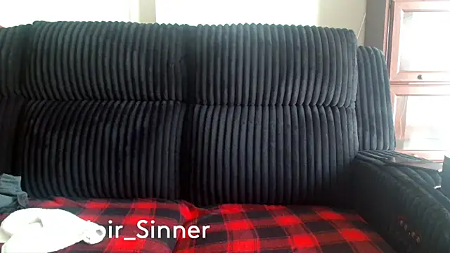 sinnernoir - Sinnernoir's free webcam - UK Sex Cams