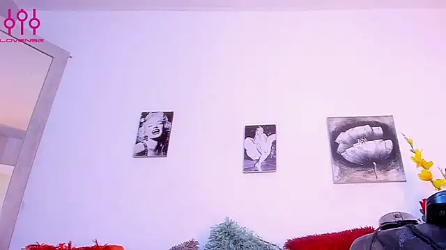 La_Perversa69 live sex cam
