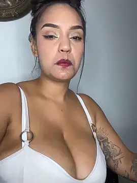 Sara-77 webcam