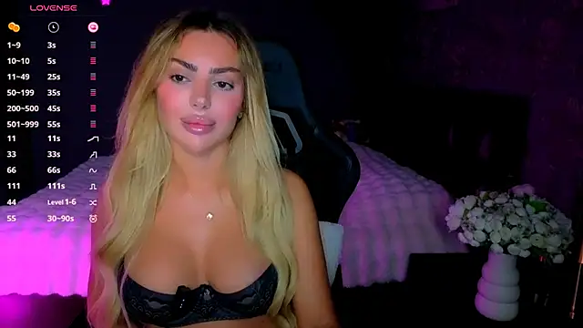 Ayla__Demir webcam