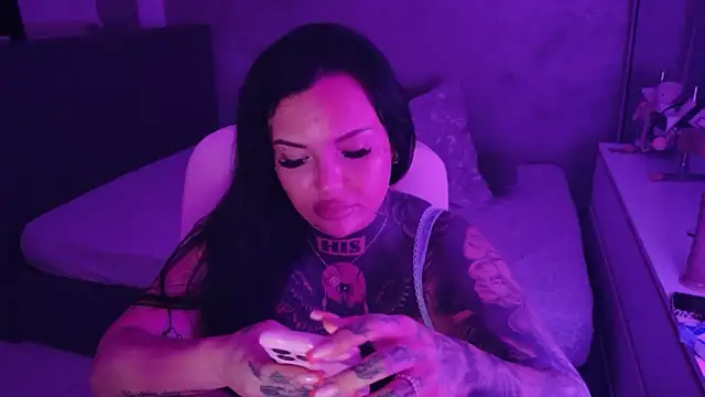 _MelinaCurves_