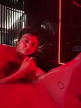 milou_xtx live show