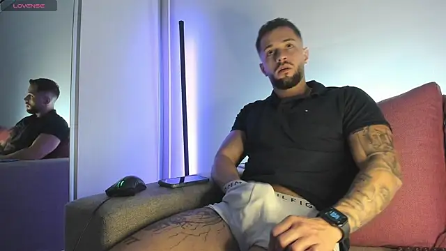 nicholasX1 webcam