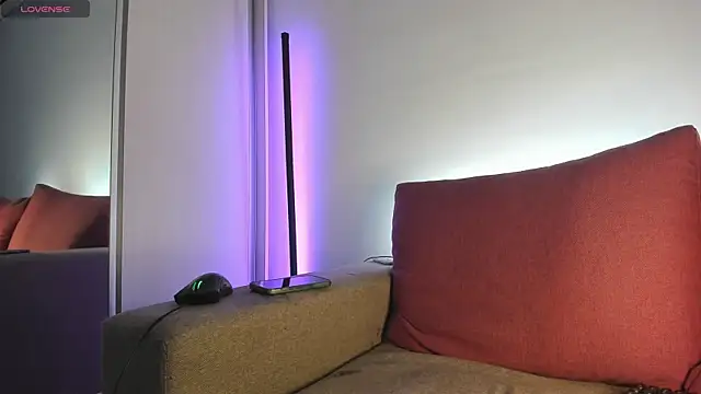nicholasX1 webcam