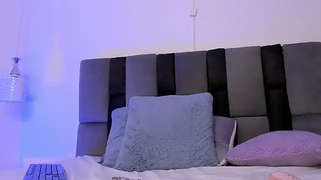 light_eyes_ webcam