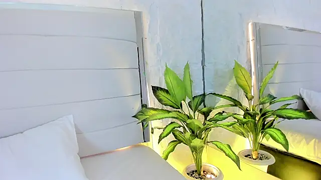 Ali_Hamilton webcam