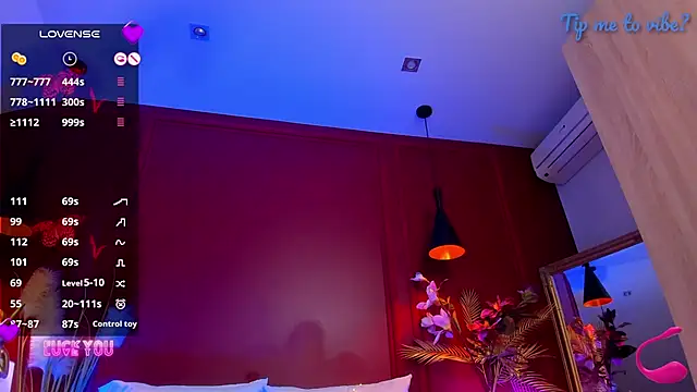 Mayzzie webcam