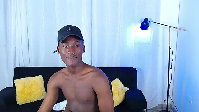 alexaandro18 webcam