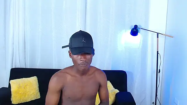 alexaandro18 webcam