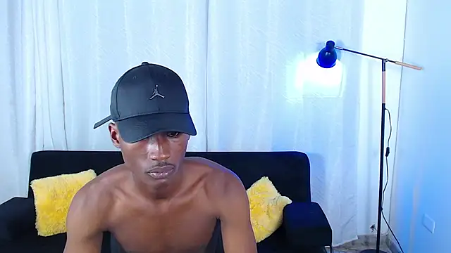 alexaandro18 webcam