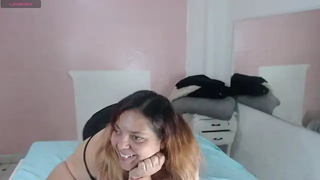 pamelavillaloboss webcam