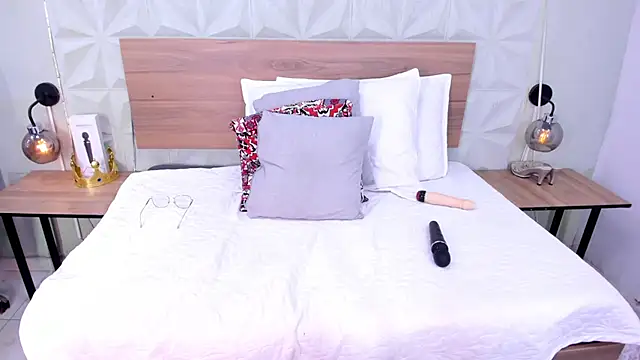 Stacey_white_ webcam