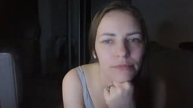 AnnaDiamond1 webcam