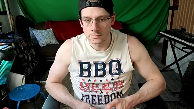 MasterDaddyCool webcam