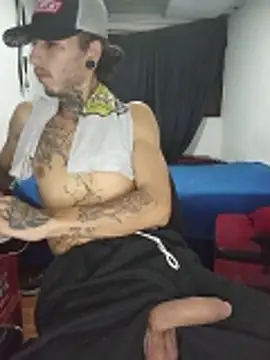 Tattoboy19cm webcam