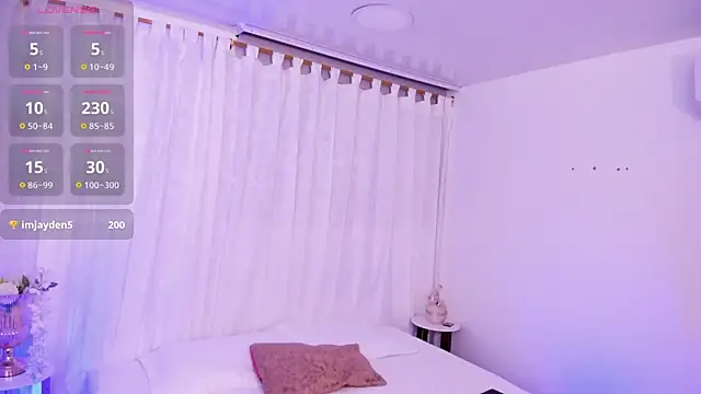 manyaa_ webcam