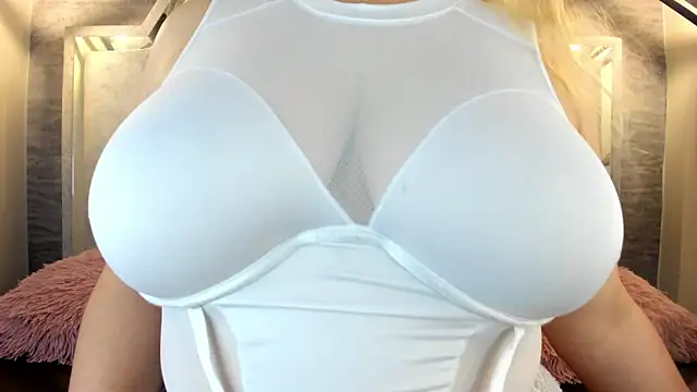 Zafiro_claire webcam