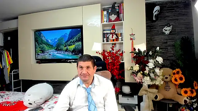 SpartacusDaddy48 webcam