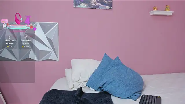 mia_gold_ webcam