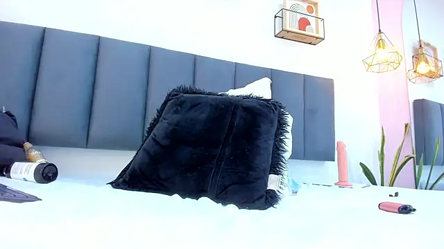 sam_doll_ webcam