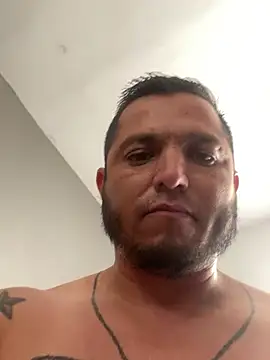 HOTB0Y18 webcam