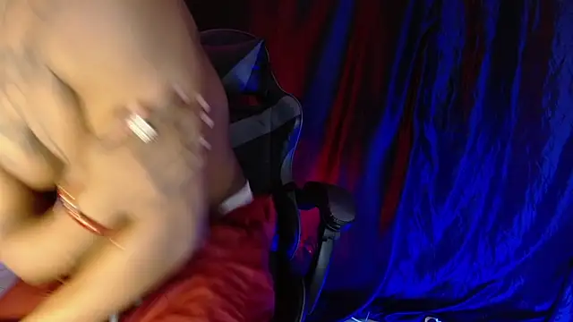 zoriel_bigcock webcam