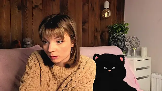 IvoryPesante webcam