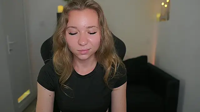 VivienVance webcam