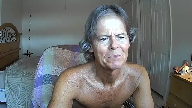 nakeedcowboi65 webcam