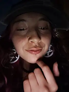 _Laary_Lily webcam