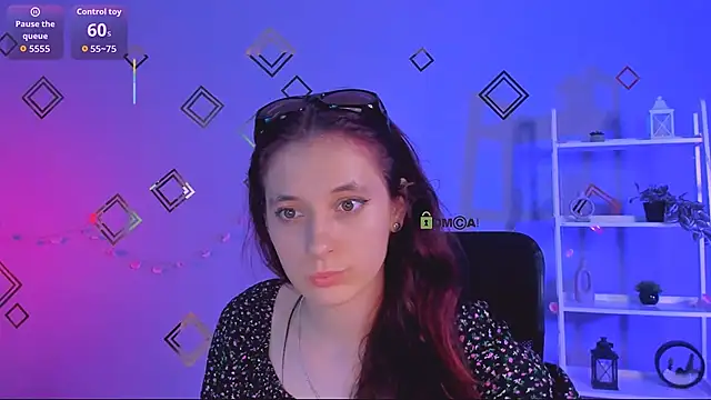 nami_glow webcam