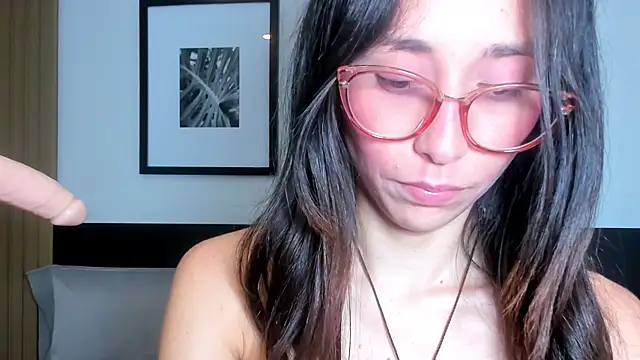 doll_bella_ webcam