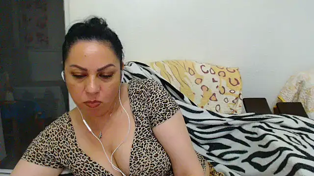 MissElla