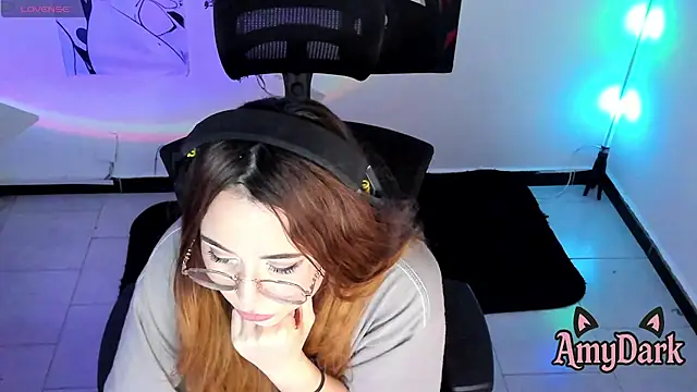 _AmyDark webcam