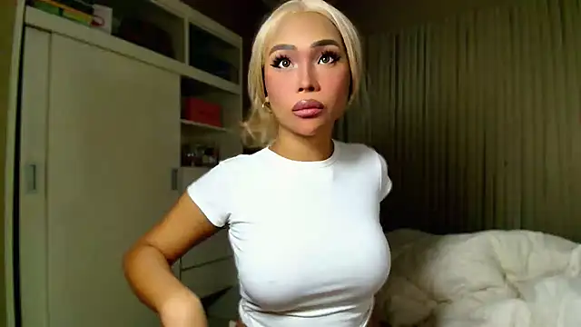 venusangelic live cam on StripChat