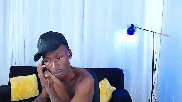 alexaandro18 webcam