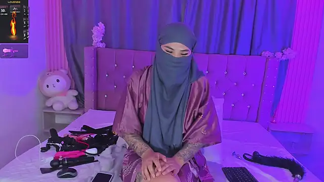 Nayla-Mouna webcam